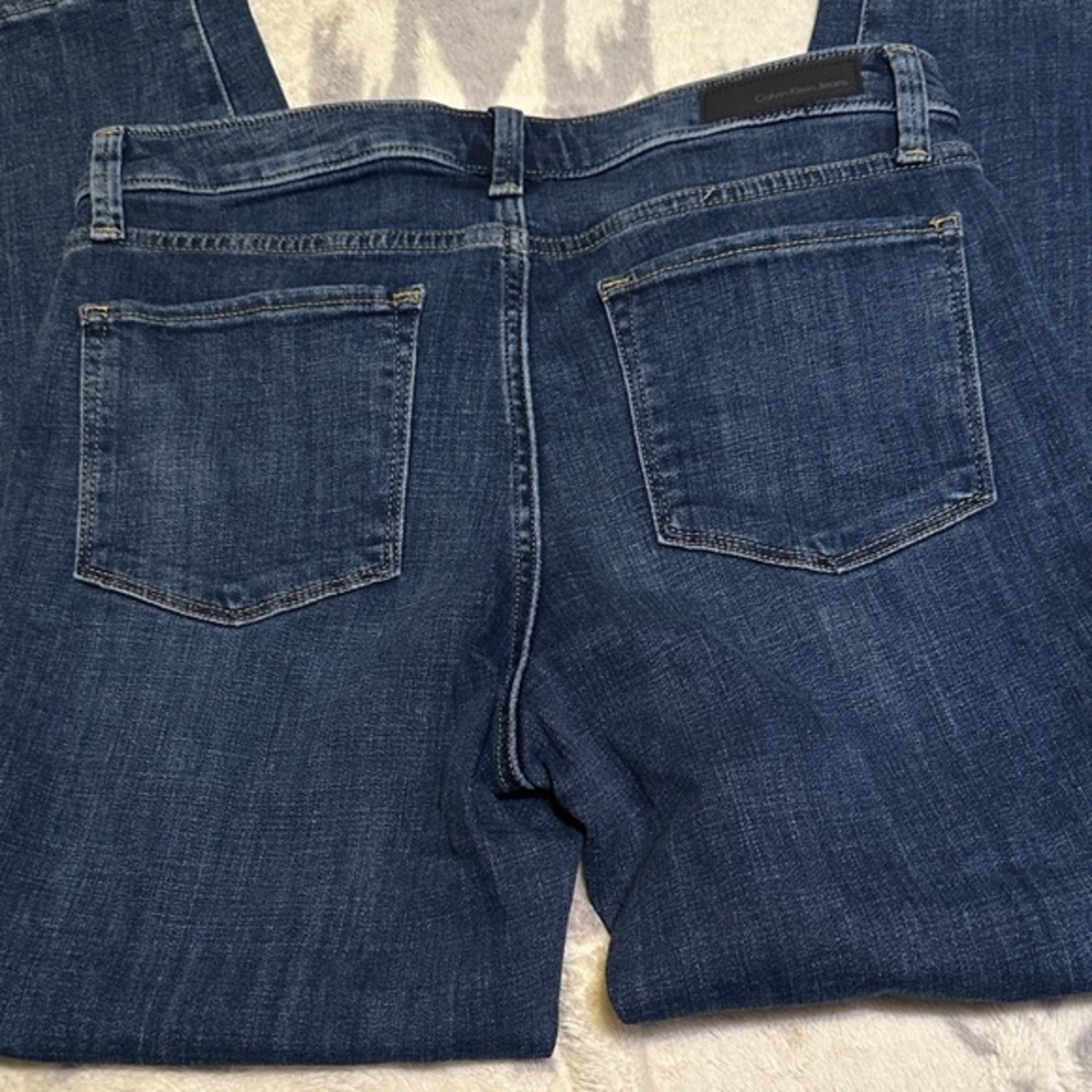 639.  Calvin Klein women’s Jeans Dark Blue Skinny Women's Jeans size 10
